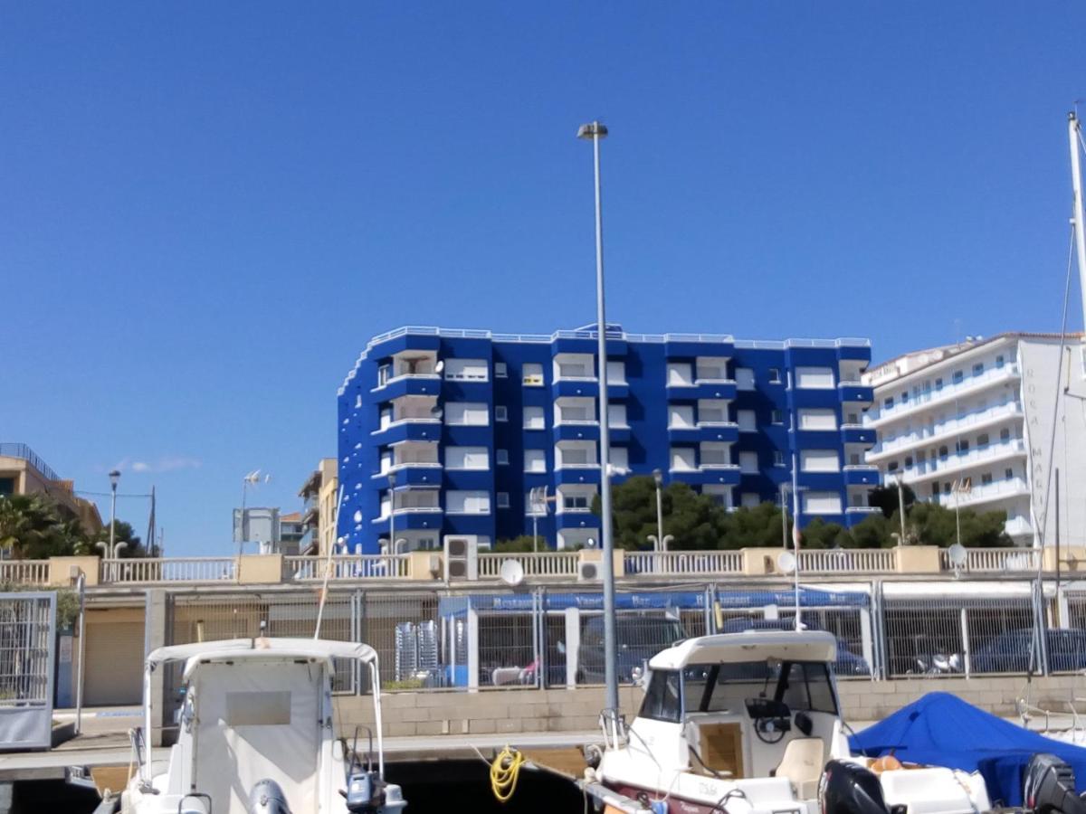 1ª Linea Reformado Y Frente Al Puerto Deportivo Firmamos Contrato Si El Cliente Lo Solicita Aunque Es Necesario Hacer La Reserva Poder Comunicarse L'Hospitalet de l'Infant